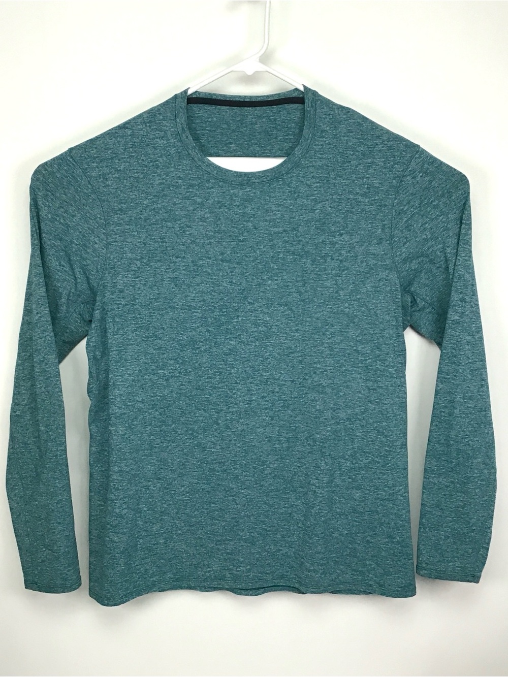 Lululemon men’s long sleeve performance tee shirt large